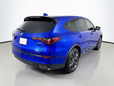 Used 2023 Acura MDX A-Spec image 9