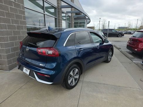 Used 2019 Kia Niro LX image 5