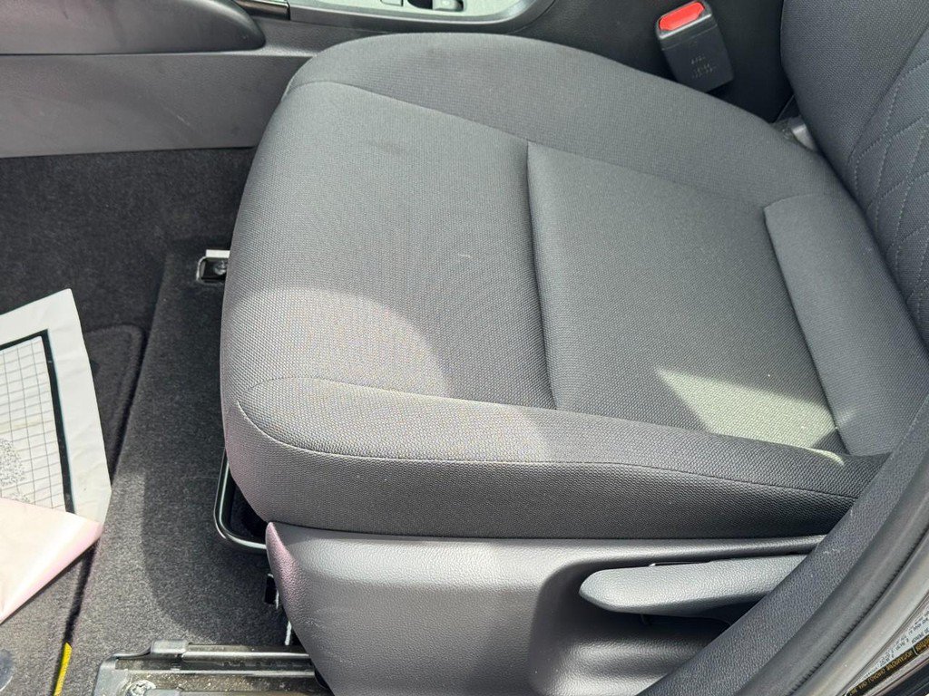 Used 2025 Toyota Corolla LE FWD image 23