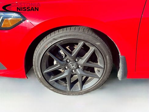 Used 2023 Honda Civic Sport image 35