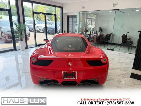 Used 2013 Ferrari 458 Italia Coupe RWD image 19
