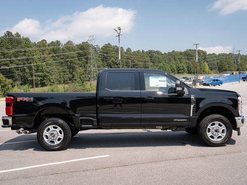 New 2026 Ford F350 XLT w/ XLT Premium Package image 11