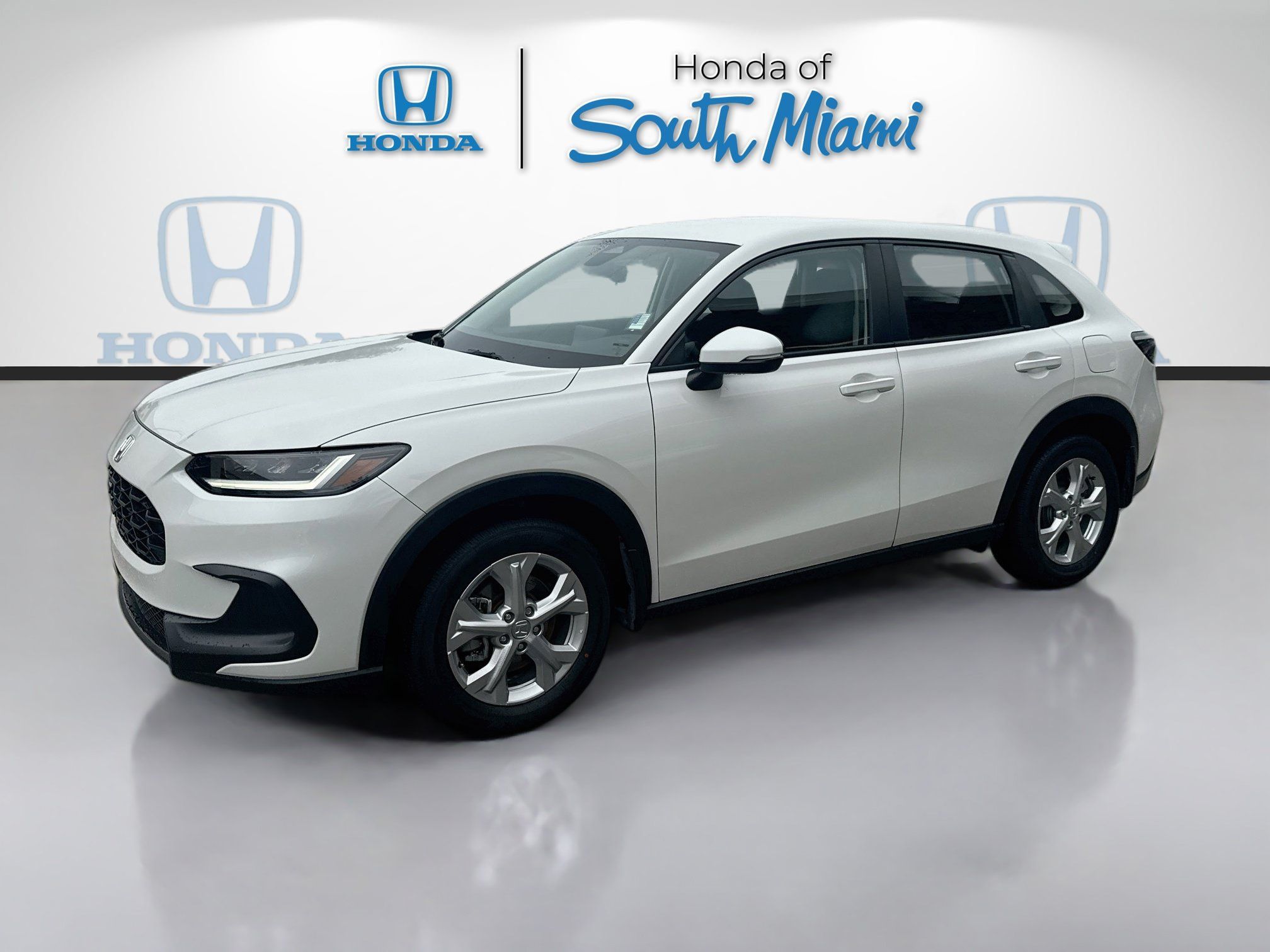 Used 2024 Honda HR-V LX image 3
