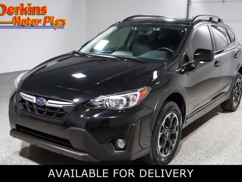 Used 2021 Subaru Crosstrek 2.0i Premium w/ Moonroof Package image 1