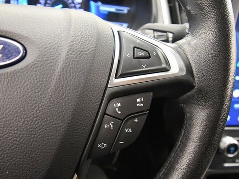 Used 2022 Ford Edge Titanium image 21