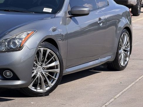 Used 2013 INFINITI G37 Journey w/ Premium Pkg RWD image 3