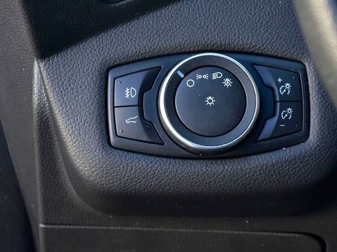 Used 2019 Ford Escape SE image 23