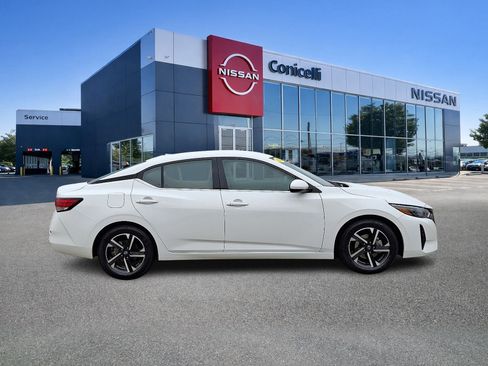 Certified 2024 Nissan Sentra SV image 7