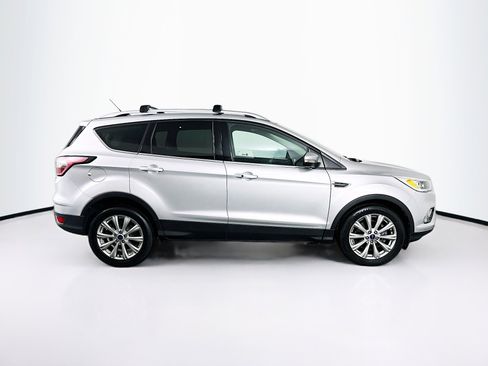 Used 2017 Ford Escape Titanium FWD image 10