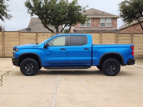 Used 2023 Chevrolet Silverado 1500 ZR2 w/ Technology Package image 12