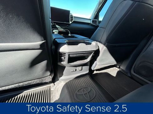 Used 2024 Toyota Tundra Limited image 18