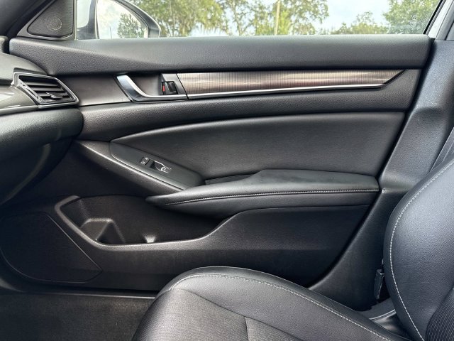 Used 2020 Honda Accord Sport image 28