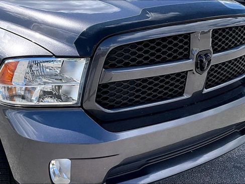 Used 2015 RAM 1500 Express AWD/4WD image 30
