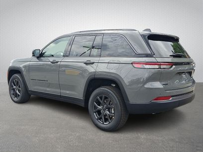New 2027 Jeep Grand Cherokee 4WD