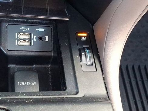 Used 2023 Lexus GX 460 Premium w/ Accessory Package AWD/4WD image 24