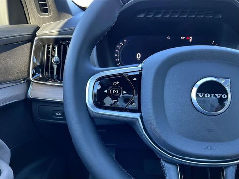 New 2026 Volvo XC90 B5 Plus w/ Protection Package image 17