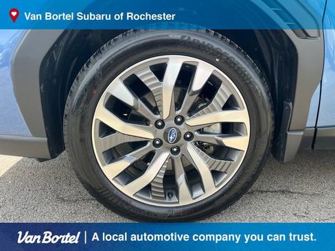 Used 2025 Subaru Forester Touring AWD/4WD image 9