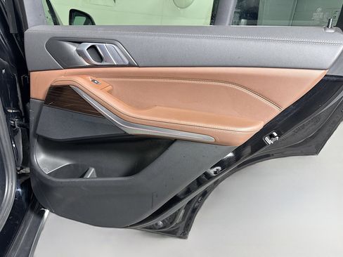 Used 2020 BMW X5 sDrive40i w/ Premium Package image 28