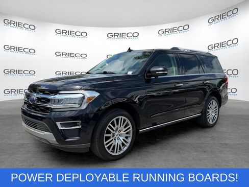 Used 2023 Ford Expedition Limited RWD image 3