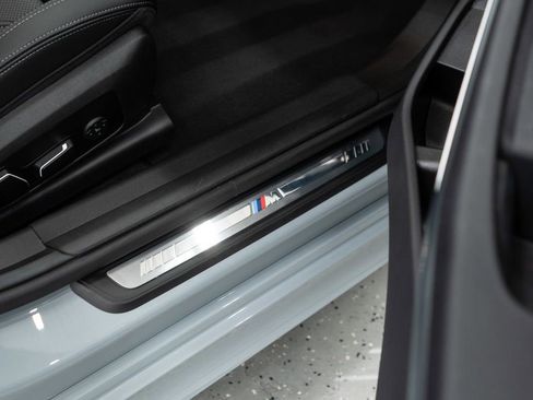 Used 2025 BMW 330i xDrive Sedan image 12