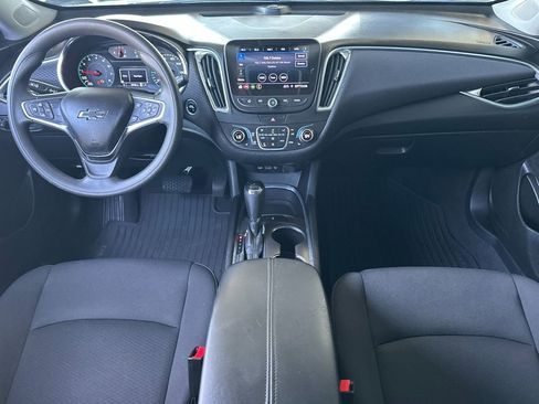 Used 2019 Chevrolet Malibu LT image 13
