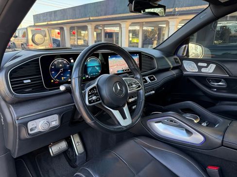 Used 2021 Mercedes-Benz Maybach GLS 600 4MATIC image 9