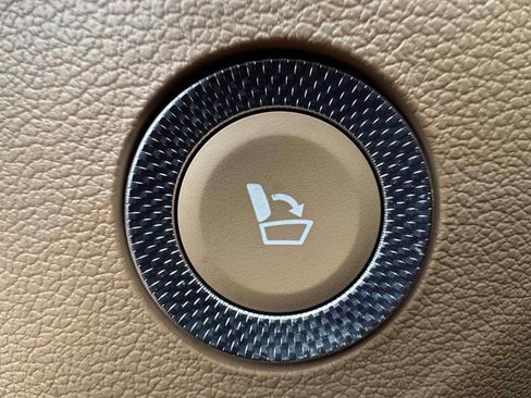 Used 2023 Genesis GV80 2.5T w/ Prestige Package image 37