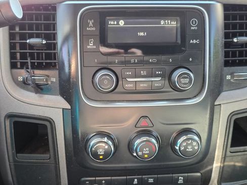 Used 2018 RAM 2500 Tradesman w/ Chrome Appearance Group AWD/4WD image 24