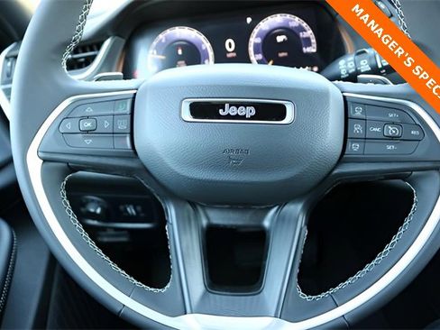 New 2025 Jeep Grand Cherokee Laredo w/ Trailer Tow Package image 19