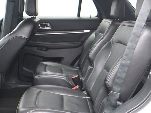 Used 2018 Ford Explorer Limited w/ Equipment Group 301A image 22