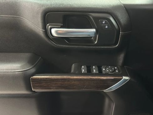 Used 2020 GMC Sierra 1500 SLE w/ Trailering Package AWD/4WD image 18