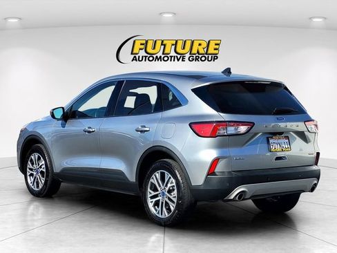 Used 2022 Ford Escape SEL image 6