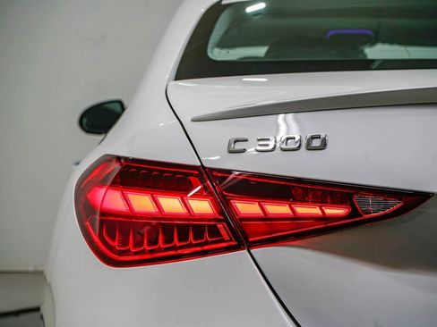 Used 2025 Mercedes-Benz C 300 Sedan image 9