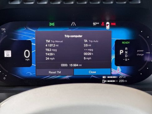 Certified 2025 Volvo XC90 T8 Plus w/ Protection Package Premier AWD/4WD image 28