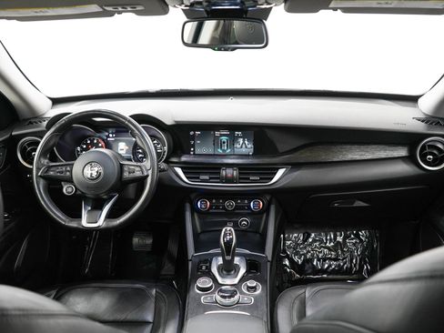 Used 2020 Alfa Romeo Stelvio AWD w/ Nero Edizione image 13