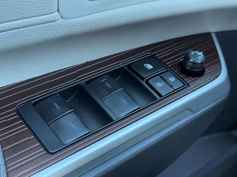 Certified 2024 Toyota Sienna LE image 24