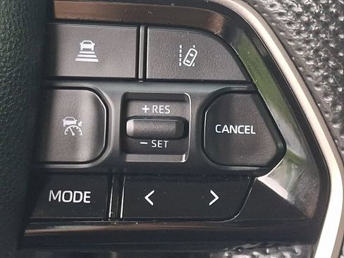 Used 2024 Toyota Tundra Limited AWD/4WD image 22