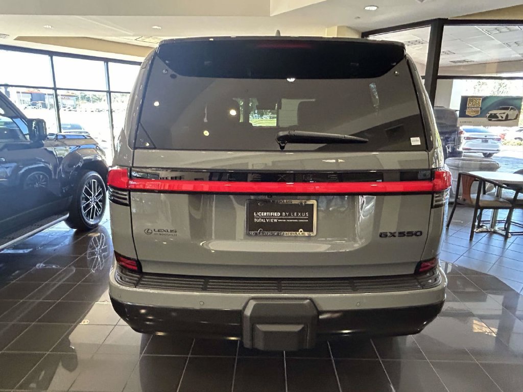 Used 2026 Lexus GX 550 w/ Accessory Package (2T) AWD/4WD image 3