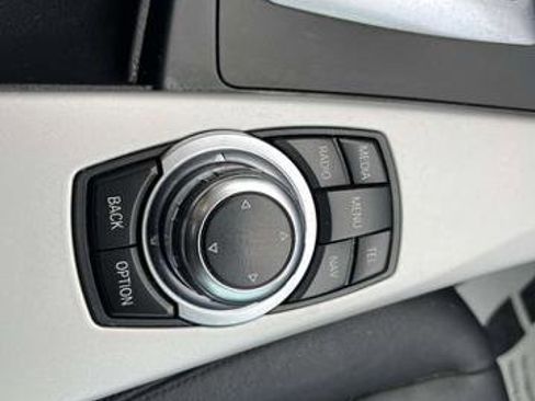 Used 2013 BMW 328i xDrive Sedan AWD/4WD image 26