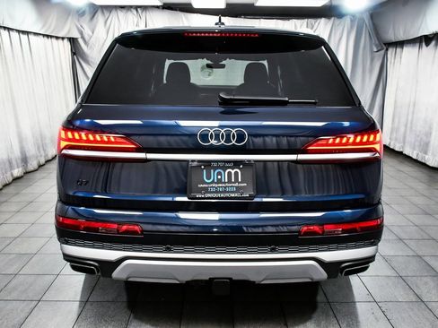 Used 2025 Audi Q7 3.0T Premium w/ Convenience Package image 5