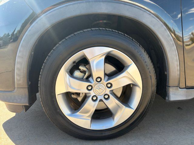 Used 2021 Honda HR-V LX image 25