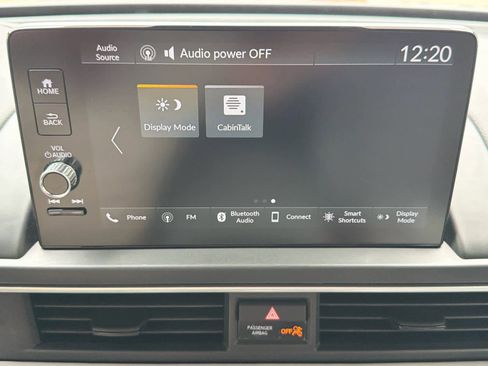 Used 2025 Honda Pilot EX-L image 57