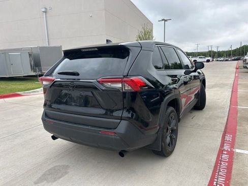 Used 2025 Toyota RAV4 LE image 3