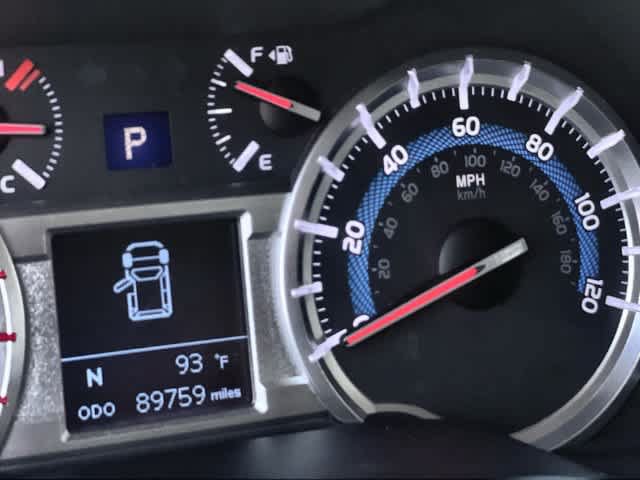 Used 2018 Toyota 4Runner SR5 Premium RWD image 19