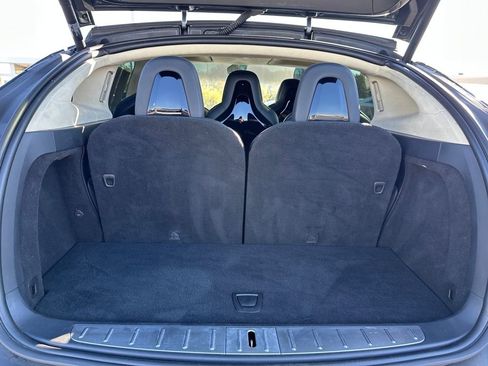 Used 2016 Tesla Model X P90D image 23