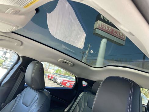 Used 2025 Ford Mustang Mach-E Premium image 22