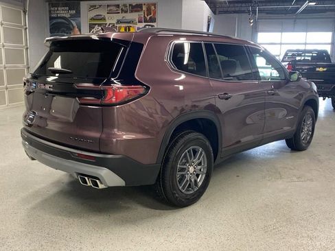 New 2025 GMC Acadia Elevation image 9