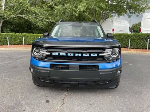 Certified 2022 Ford Bronco Sport Outer Banks w/ Tech Package AWD/4WD image 2