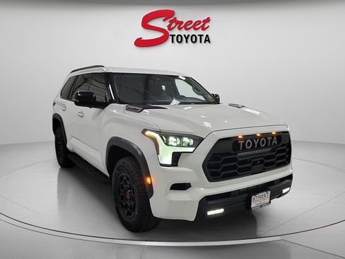 Certified 2023 Toyota Sequoia TRD Pro AWD/4WD image 5