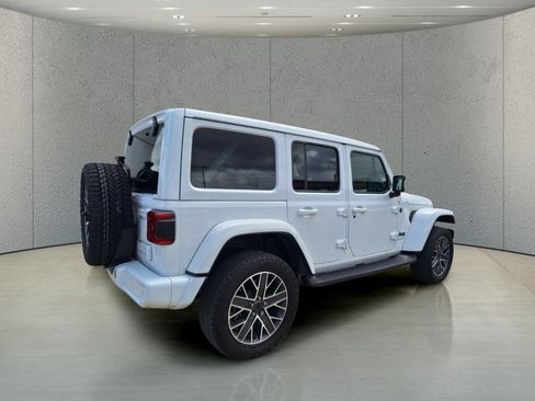Used 2024 Jeep Wrangler High Altitude AWD/4WD image 5